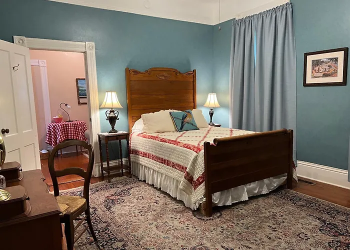 Queen Room